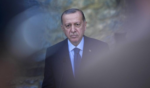 إردوغان يهدد بطرد عشرة سفراء بعد دعوة إلى إطلاق سراح معارض