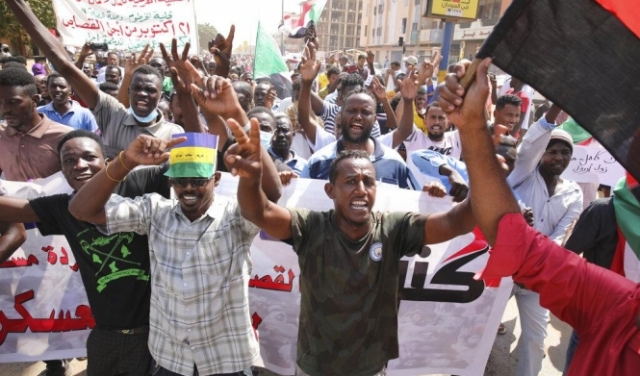 السودانيّون يهتفون من جديد: مدنيّاو