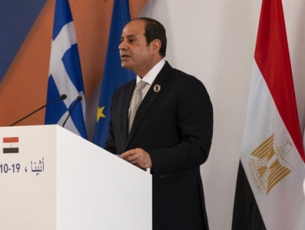 السيسي يعيّن رئيسا جديدا لأركان الجيش المصري