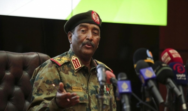 الاتحاد الإفريقي يعلق عضوية السودان وينتدب وفدا للخرطوم