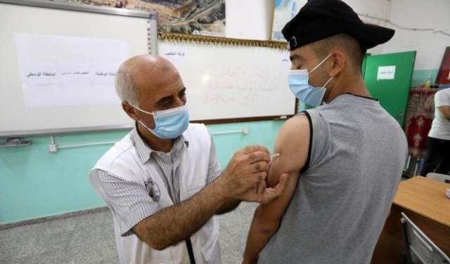 الصحة الفلسطينيّة: 8 وفيات و300 إصابة جديدة بكورونا 