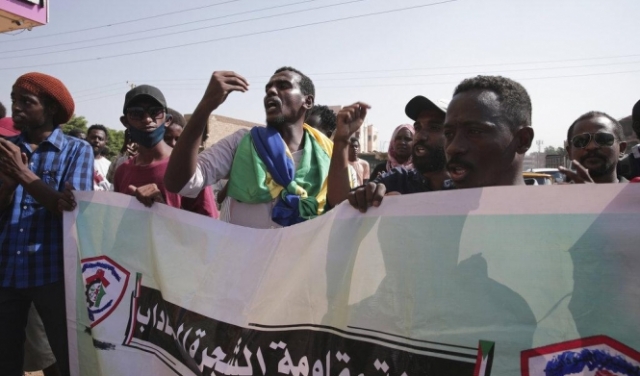 السودان: لجان شعبية ترفض دعوة للقاء مع حمدوك بسبب 
