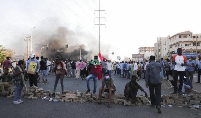 السودان: الاحتجاجات تتواصل ودعوة لتكوين 