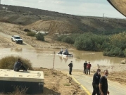 سيول وفيضانات بعد هطول المطر الأول وتدفق المياه في صحراء النقب