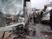 مصرع شاب من إكسال وإصابات بحادث بين حافلة وسيارة قرب سجن جلبوع