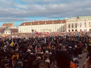النمسا: آلاف المحتجين على إجبارية التطعيم ضد كورونا
