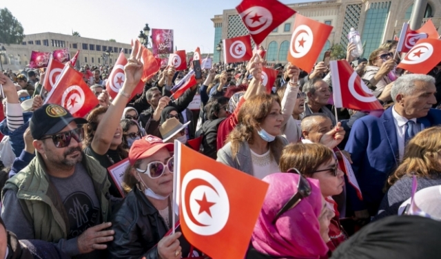 تونس: وقفة احتجاجية للمطالبة بانتخابات تشريعية مبكرة