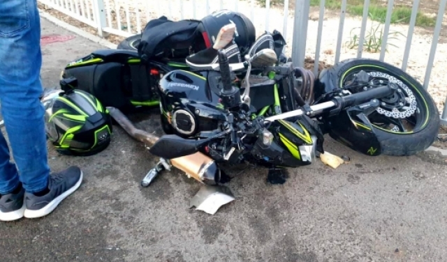 إصابة خطيرة لسائق دراجة نارية في وادي عارة