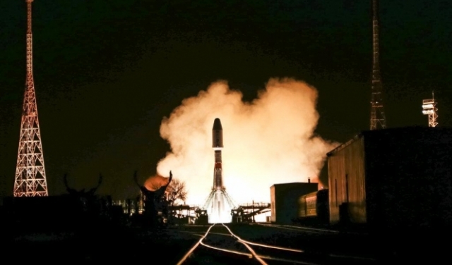 روسيا تطلق مركبة عسكرية إلى الفضاء 