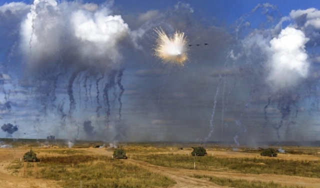 واشنطن: كل الخيارات مطروحة للتعامل مع الحشد العسكري الروسي قرب أوكرانيا