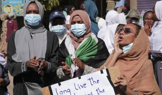 السودان: قمع مظاهرات تطالب بالحكم المدني