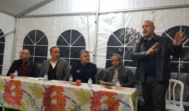 ندوة في خيمة الاعتصام بمقبرة القسام: رفض لنقل القبور وتصعيد للنضال الشعبي