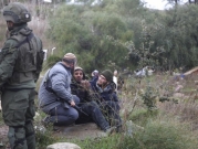 مستوطنون يتسللون إلى مستوطنة تم إخلاؤها ويهاجمون قوات الاحتلال