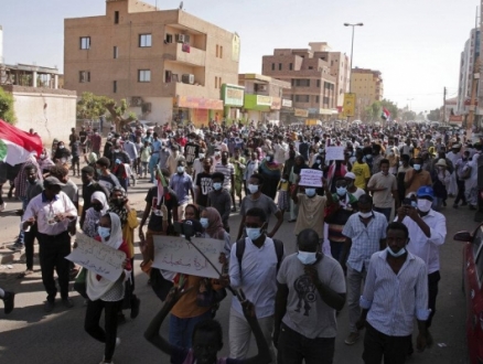 السودان: مظاهرات حاشدة من أجل الديمقراطية ورفضا للاتفاق السياسي