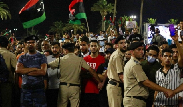 اشتباكات مسلّحة قبل الانتخابات.. ليبيا إلى المجهول؟