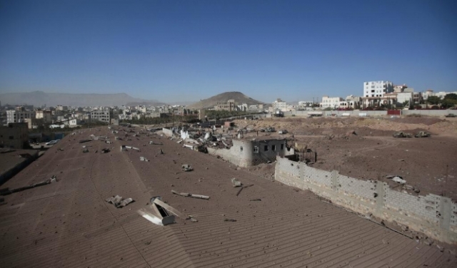 ضربات تحالف السعودية تقطع الإغاثة عن صنعاء 