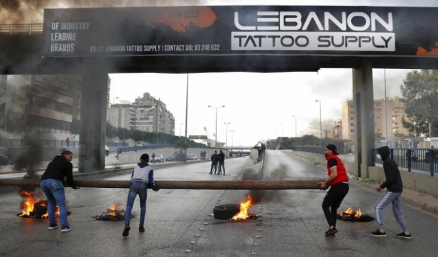 لبنان: مبادرات فردية اجتماعية اقتصادية للتخفيف من حدّة الأزمة 