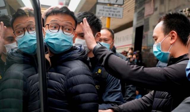 هونغ كونغ: اعتقال ستة إعلاميين من موقع 