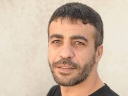 الوضع الصحي للأسير ناصر أبو حميد خطير جدا
