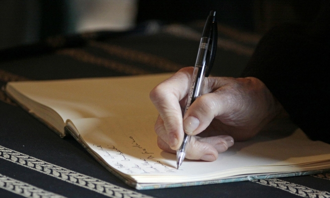 أميركا: اعتقال سارق مخطوطات يحل لغزا شغل الأوساط الأدبية لسنوات