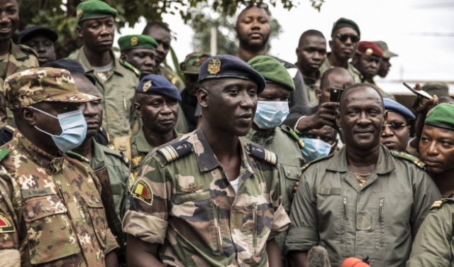 مالي: الجيش يحشد ضدّ الضغط الدولي منذ الانقلاب