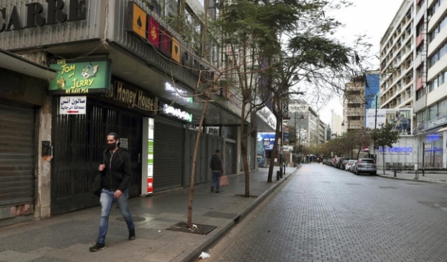 لبنان: انتعاش الليرة يخفض أسعار الخبز والوقود