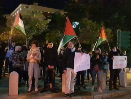 تظاهرتان إسنادا للنقب في يافا وحيفا