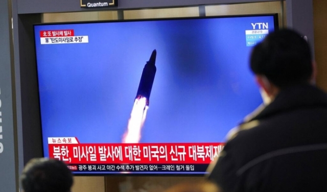 كوريا الشمالية تلمح لاستئناف تجاربها النووية والصاروخية  