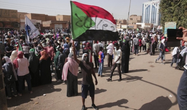 السودان: مقتل متظاهر برصاص الأمن
