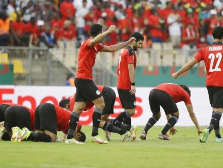 أمم أفريقيا: صلاح يقود مصر للتأهل والفوز على المغرب