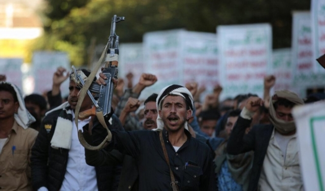 واشنطن تدرس فرض عقوبات جديدة على الحوثيين