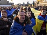 أوكرانيون: "مستعدون للدفاع عن بلدنا.. ولن تكون نزهة للجيش الروسي"