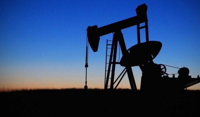 أسعار النفط تقفز بفعل القلق من غزو روسي لأوكرانيا