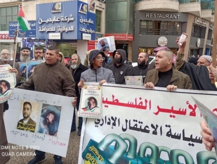 الأسرى الإداريون يقاطعون محاكم الاحتلال لليوم الـ44