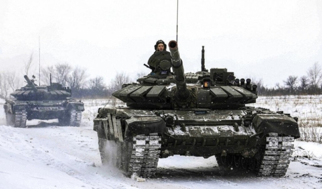 موسكو: عودة القوات إلى نقاط التمركز.. كييف: منعنا تصعيدًا عسكريا