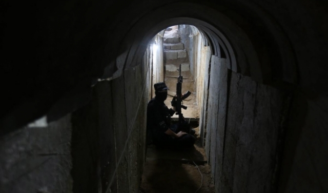 حماس تعلن استشهاد أحد مقاتليها إثر انهيار نفق للمقاومة