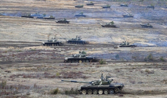 قوات روسية تدخل دونيتسك ولوغانسك ومجلس الأمن يبحث التطورات بأوكرانيا