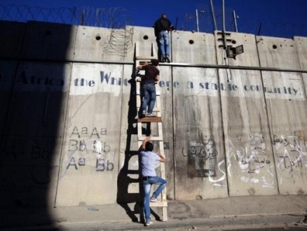 نائب إيرلنديّ: حكومتنا "تكيل بمكيالين" حيال أوكرانيا وفلسطين