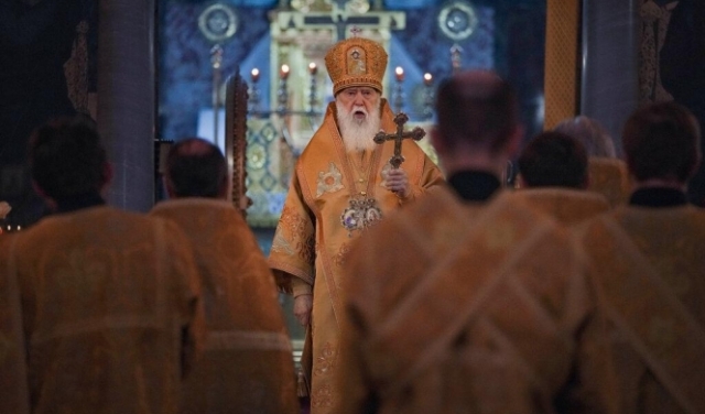 كهنة أوكرانيون يطالبون بالانفصال عن الكنيسة الأرثوذكسية الروسية