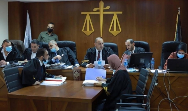 المحامون الفلسطينيون يعلّقون عملهم احتجاجا على تنفيذ تعديلات قانونية 