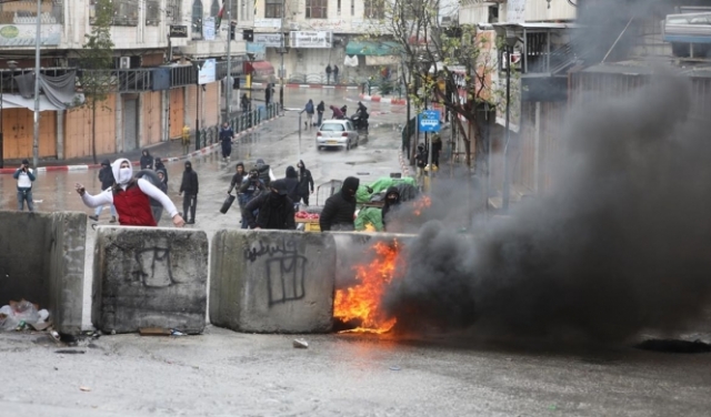  اعتقالات بالضفة ومواجهات في نابلس وجنين