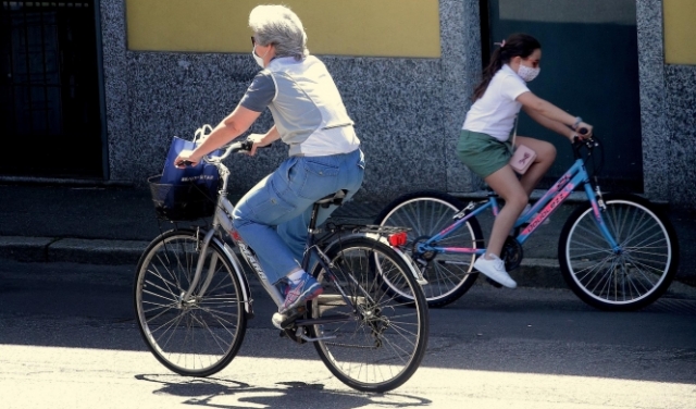 الأمم المتحدة تتبنى قرارا غير ملزم بتعزيز ركوب الدراجات الهوائية لمكافحة الاحترار