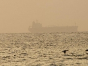 إيران: "طواقمنا البحرية تعمل على تخليص سفينة شحن إماراتية من الغرق"
