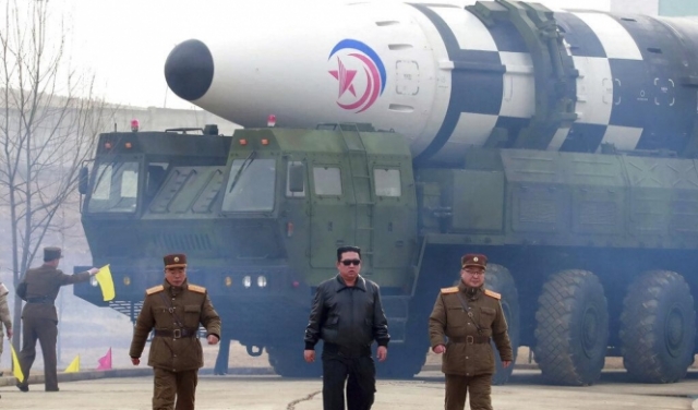 رئيس كوريا الشمالية يتعهد ببناء قوة عسكرية 