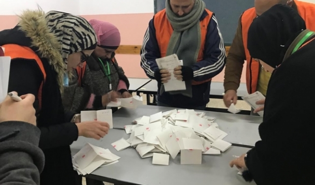 الانتخابات المحلية: استقطاب ثنائي بعباءة المستقلين