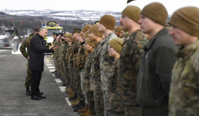 الدنمارك تنشر 800 جندي على حدود لاتيفيا بطلب من 