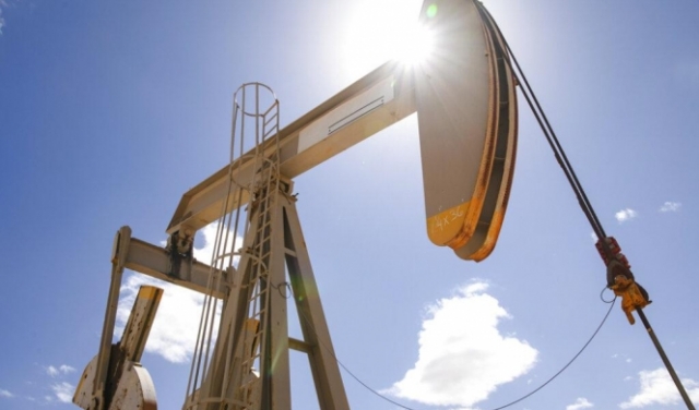 أسعار النفط تنخفض بعد قرار بايدن بسحب تاريخي من الاحتياط