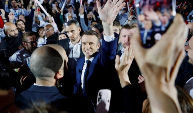 فرنسا: ماكرون يتراجع أمام ازدياد شعبية لوبن