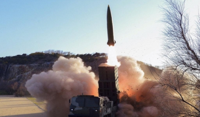 كوريا الشمالية تختبر منظومة لتحسين فاعلية السلاح النووي