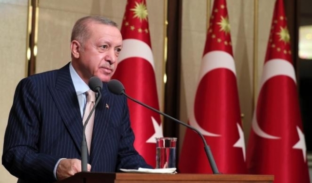 إردوغان يهاتف هرتسوغ: أهمية عدم السماح بالتهديدات التي تطال الوضع القانوني والمعنوي للأقصى